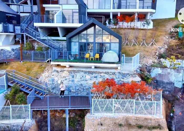 Under The Clouds Apartment Busan